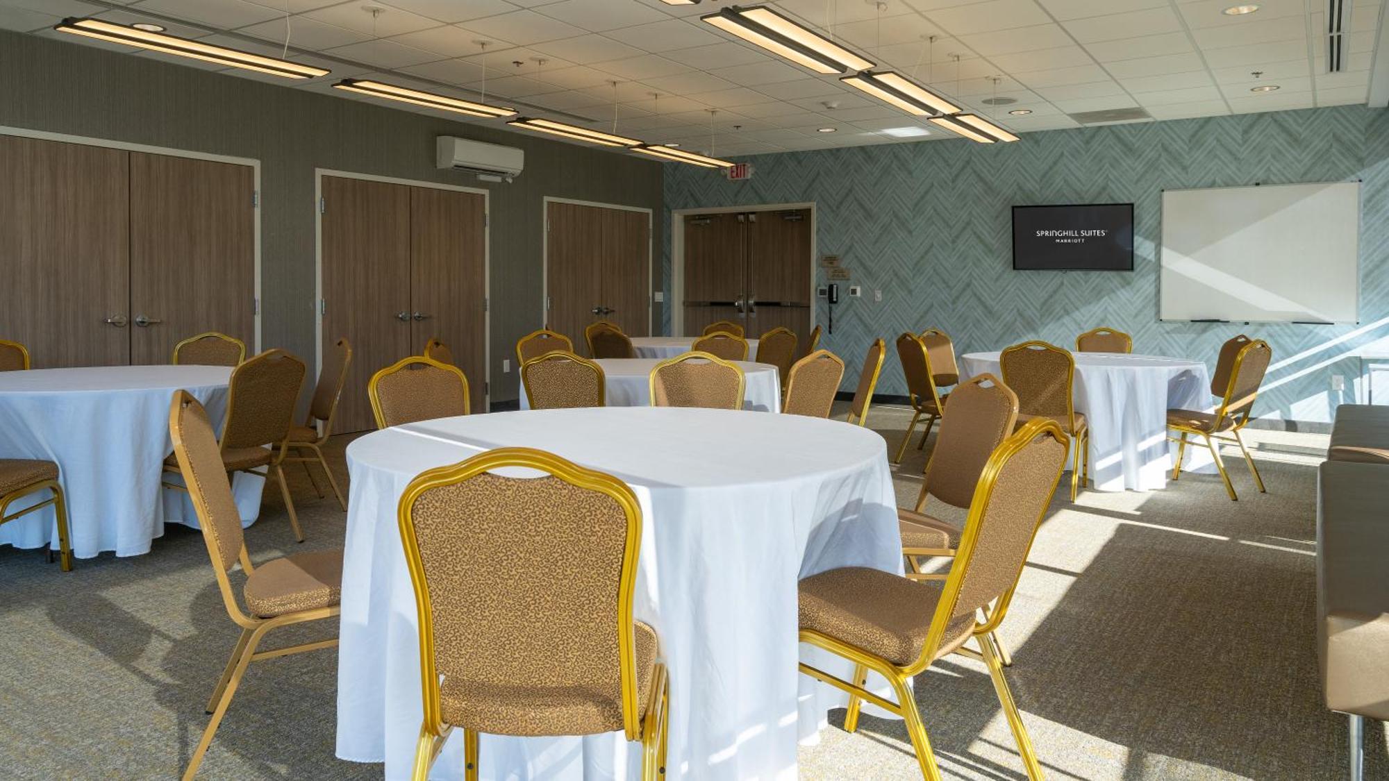 Springhill Suites By Marriott וודברידג' מראה חיצוני תמונה